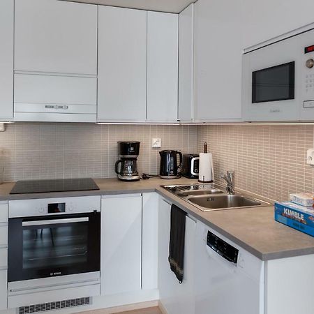 רובניימי New & Luxurious Apartment Superior By Arctic Homes מראה חיצוני תמונה